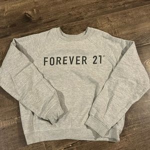Women’s forever 21 sweater
